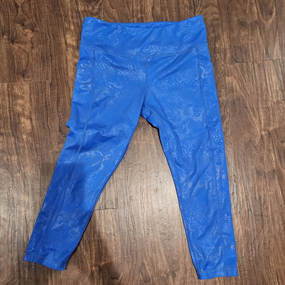 CVG snake skin capri